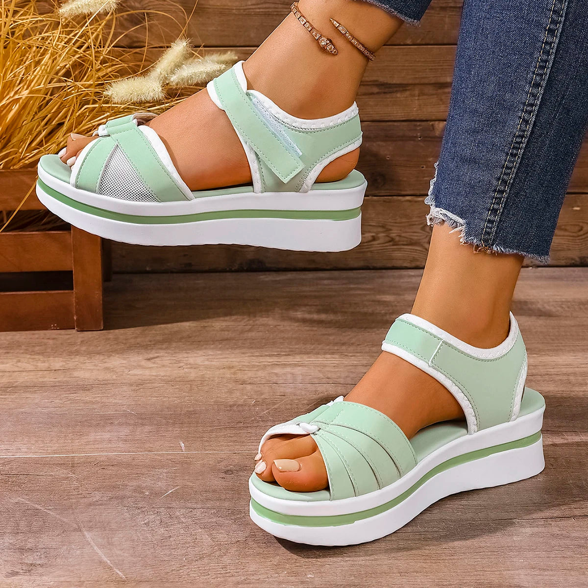 *Summer Round Toe Sexy Comfortable Casual Sandals Fashionable Lightweight/elegant Thick Sole Light Mouth Women's Flat Sandals